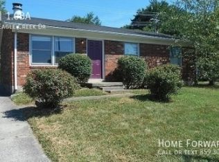 207 S Eagle Creek Dr, Lexington, KY 40515