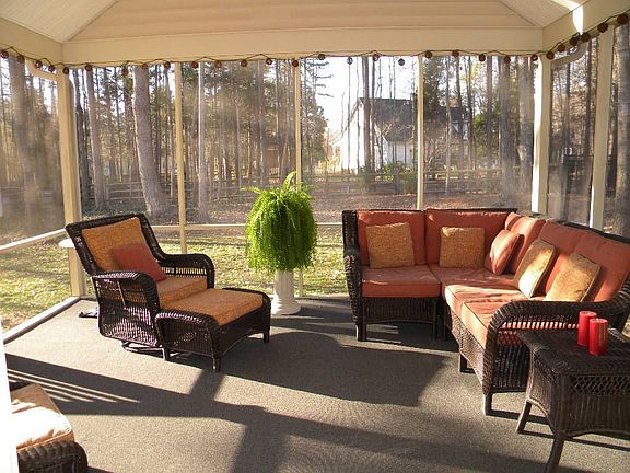 Screened Porch