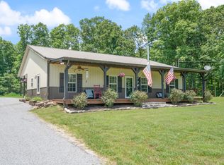 1150 Old Blacktop Rd, Mc Ewen, TN 37101