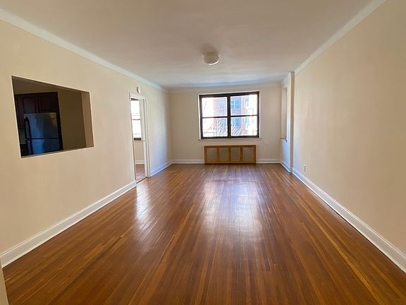 3rd image of 69-39 Yellowstone Blvd #118
