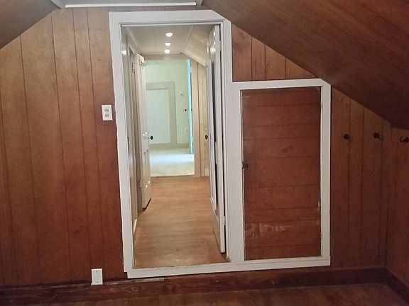 Upstairs - 4th Bedroom