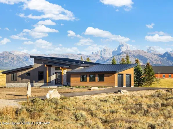 9475 BUCK TOWN Boulevard, Tetonia, ID 83452