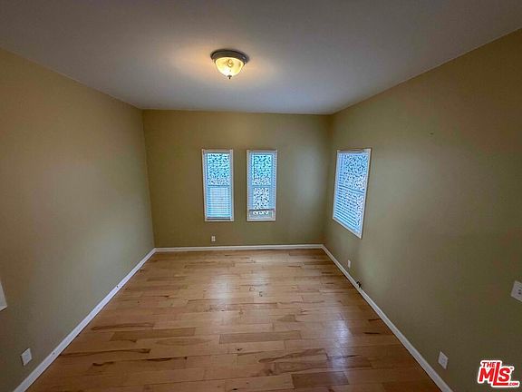 3rd image of 241 N Catalina St