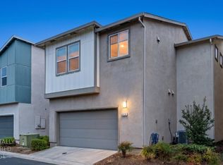 4538 Ocean Ln, Elk Grove, CA 95757