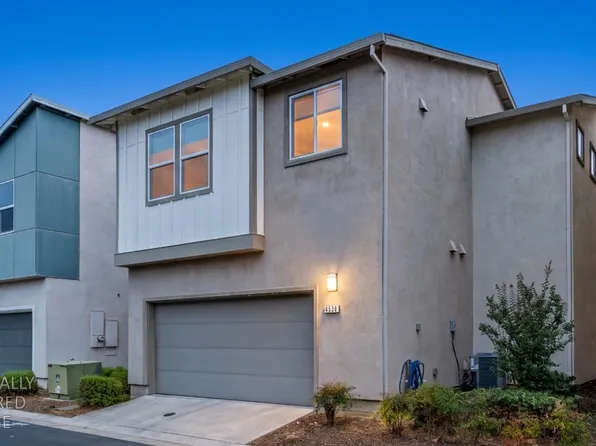 4538 Ocean Ln, Elk Grove, CA 95757