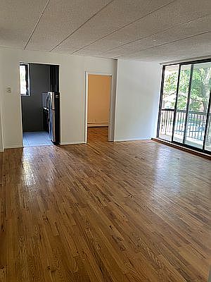 4th image of 10919 72nd Ave APT 2D