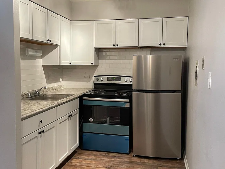 5920 N Kenmore Ave #507 — Photo 8