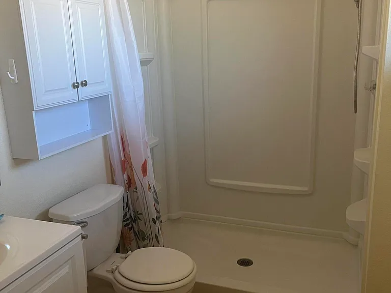 6502 W Mercer Ln — Photo 22