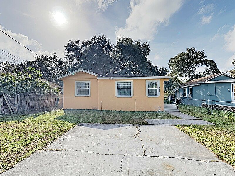 1st image of 4536 Huppel Ave