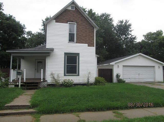 1st image of 1313 Leonard Ave