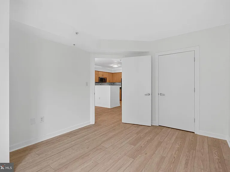 1000 New Jersey Ave SE #609 — Photo 19