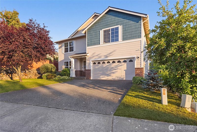 3rd image of 2229 SE 2nd Court