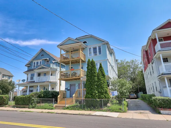 230 Hill Street, Waterbury, CT 06704