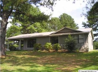 853 Ruby Johnson Dr, Scottsboro, AL 35769