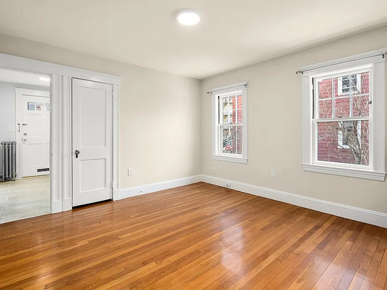18 Acorn St — Photo 14