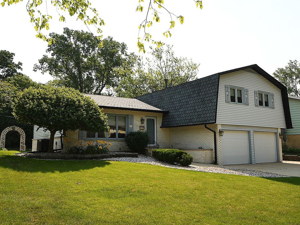 2nd image of 16901 Gaynelle Rd