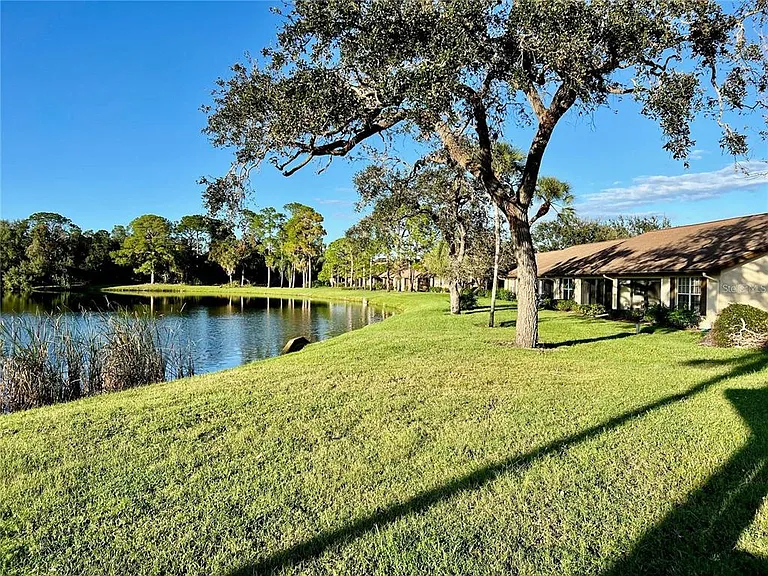 7186 Lakeside Dr — Photo 21