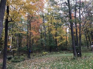 5362 E Pine Tree Rd, Sturgeon Bay, WI 54235