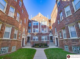 1000 North Blvd #74AF8A17A, Oak Park, IL 60301