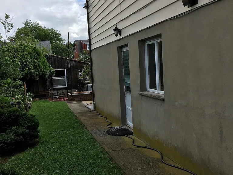 73 Grove St — Photo 1