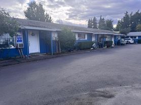 883 SE 11th Ave, Hillsboro, OR