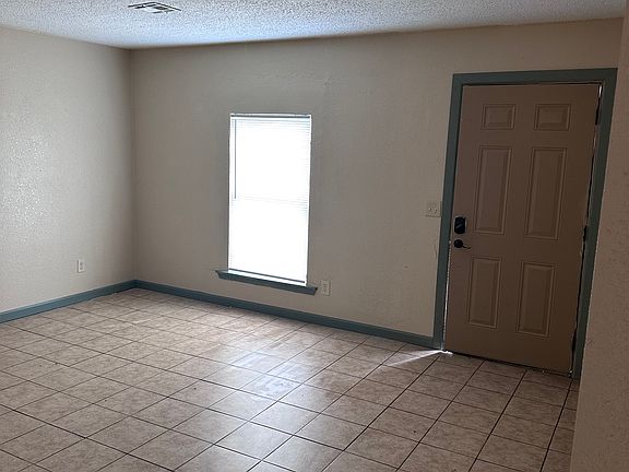 2nd image of 229 NW 91st St