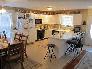 3rd image of 9706 Waycross Cir