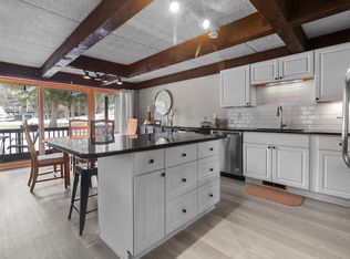 800 Aspen Dr #C-3, Fontana, WI 53125