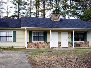 260 Handley Ct APT B, Tyrone, GA 30290