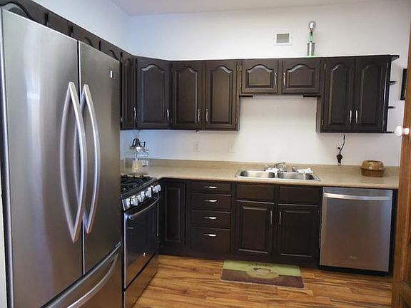 4th image of 104 W Spirit Ave #W
