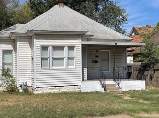 1217 N Washington St, Hutchinson, KS 67501