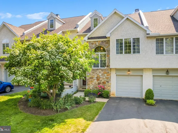 524 E Saxony Dr, Exton, PA 19341