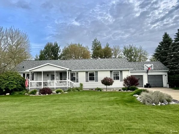 217 S Moor Dr, Coldwater, MI 49036