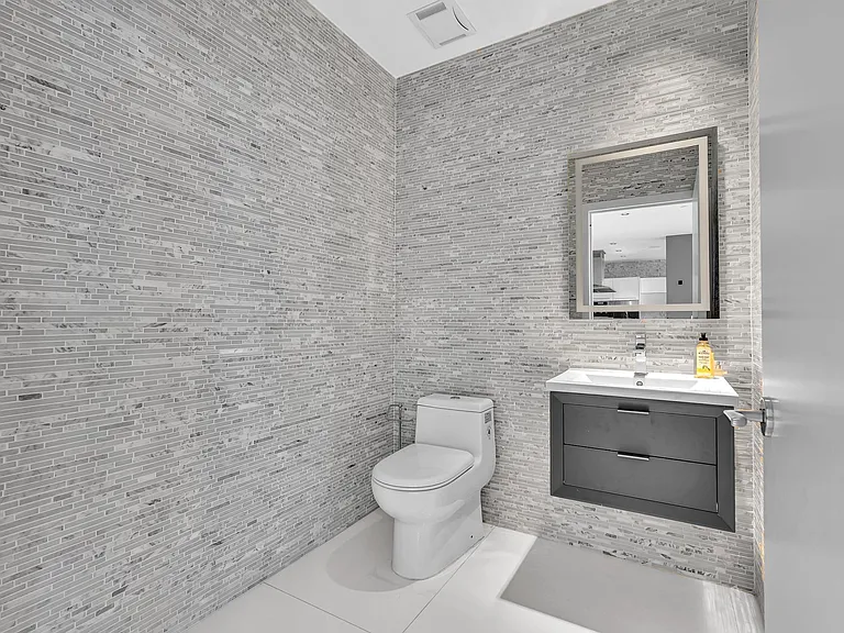 17121 Collins Ave #4403 — Photo 12