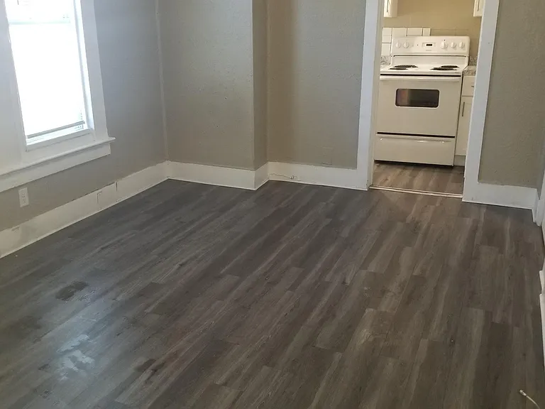 317 E Tarpon Ave — Photo 22