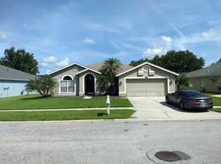 1507 Stetson Dr, Zephyrhills, FL 33543