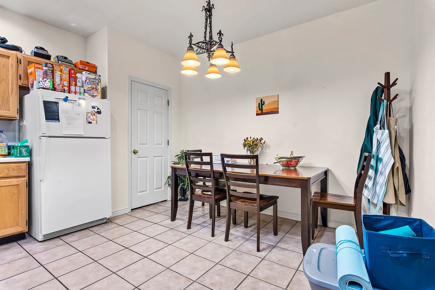 3 bed, 1205 sqft, $569 — Photo 3