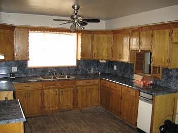 3rd image of 405 SW 51st St
