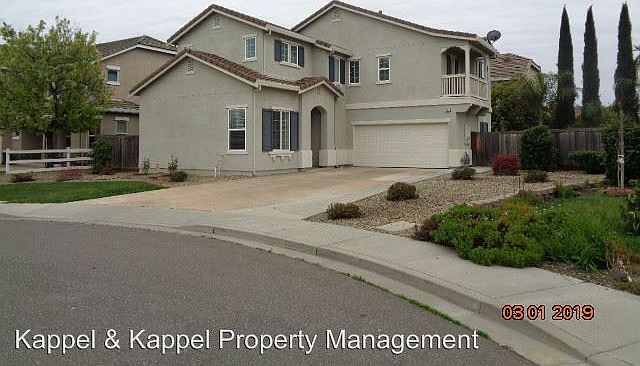 1st image of 530 Pine Tree Ct