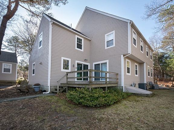 3rd image of 18 Megansett Dr #6B