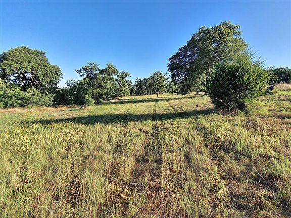 3rd image of 7801 Windy Hill Ln