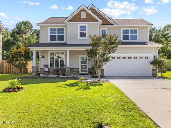 227 Admiral Court, Sneads Ferry, NC 28460