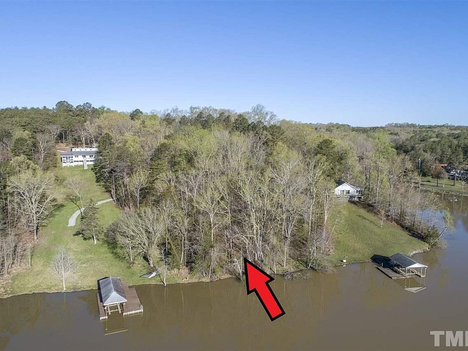 2nd image of 5B Thomas Dr