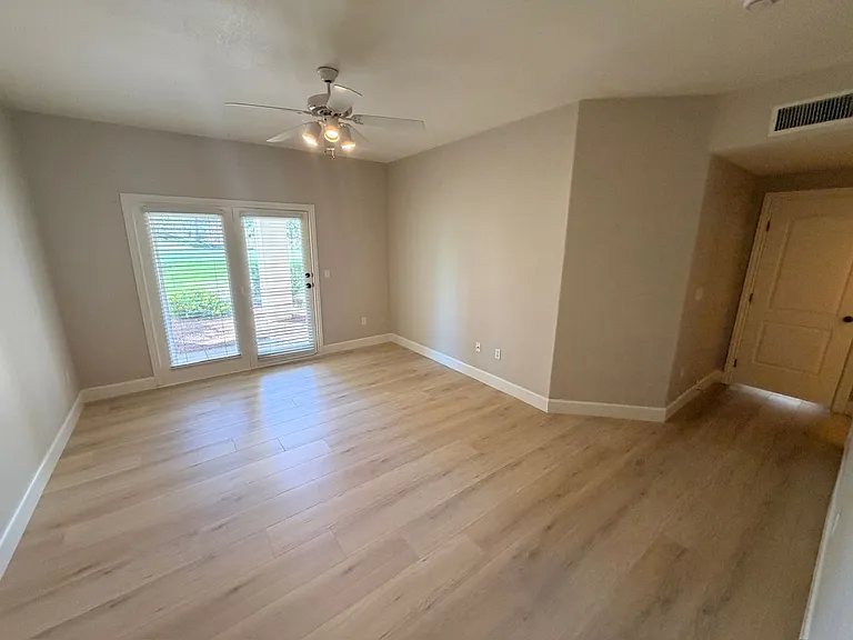 7605 Rolling View Dr #101 — Photo 19