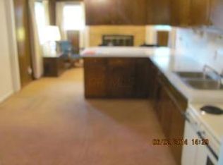 622 Ridgefield Rd, Newark, OH 43055