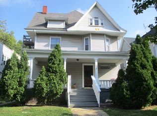 314 E Locust St, Bloomington, IL 61701