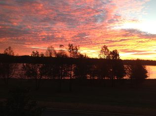 5 Waterside Ln, Taylors, SC 29687