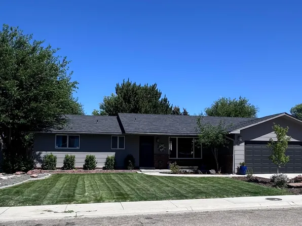 1711 Sandalwood Dr, Caldwell, ID 83605
