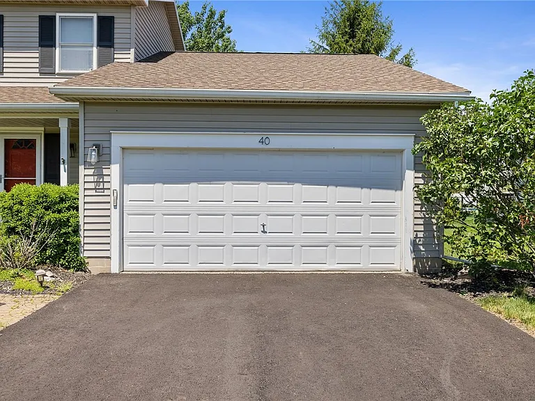 40 Alverstone Way — Photo 4