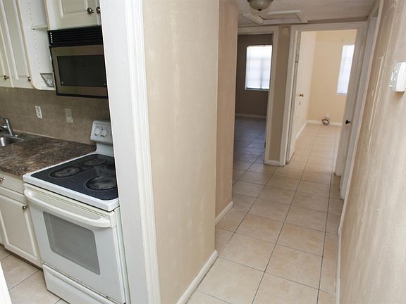 2nd image of 5931 Redberry Ln